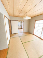 鳥取市滝山中古戸建て【和室】