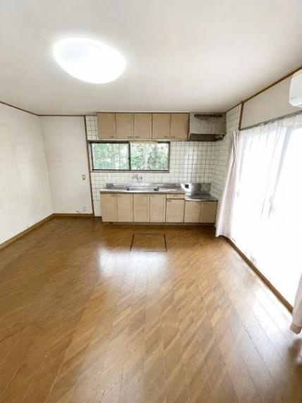 鳥取市滝山中古戸建て【キッチン】