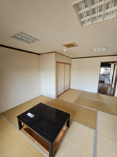 鳥取市行徳1丁目戸建て【居間・リビング】