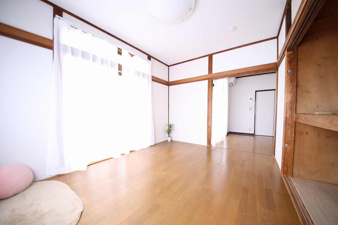 風と春色のルピシア【居間・リビング】