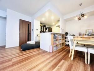 デュオヒルズ甲府【居間・リビング】