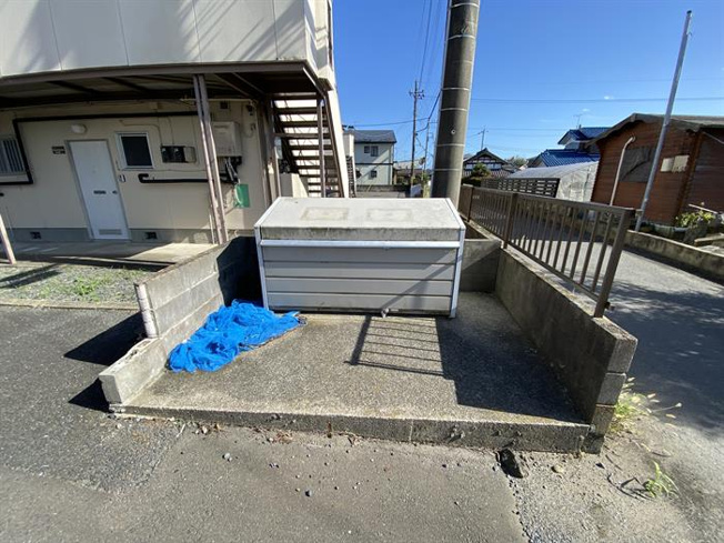 敷地内ゴミ置き場です！