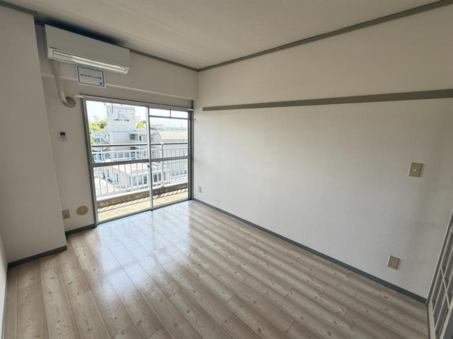 ※他号室写真のため、色味等異なる場合有（現況優先）