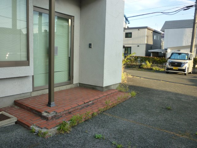 手代森１４地割中古住宅【玄関】