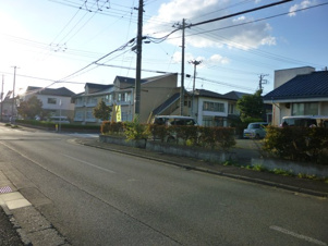 手代森１４地割中古住宅【前面道路含む現地写真】