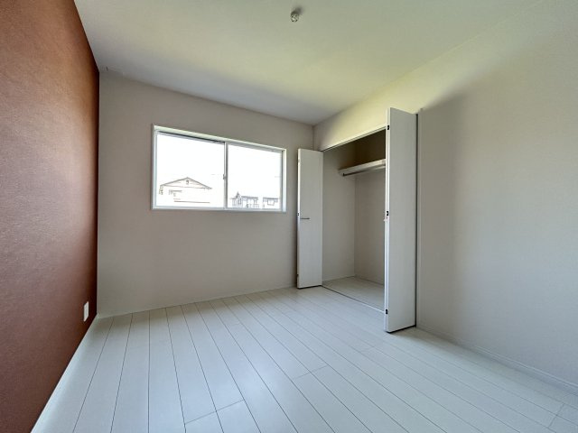 神田町モデルハウス【洋室】アクセントクロスを採用したおしゃれな室内！