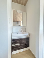 神田町モデルハウス【独立洗面台】使い勝手の良い独立洗面化粧台です！