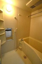 パレンテラ宮原【浴室】別室写真です。