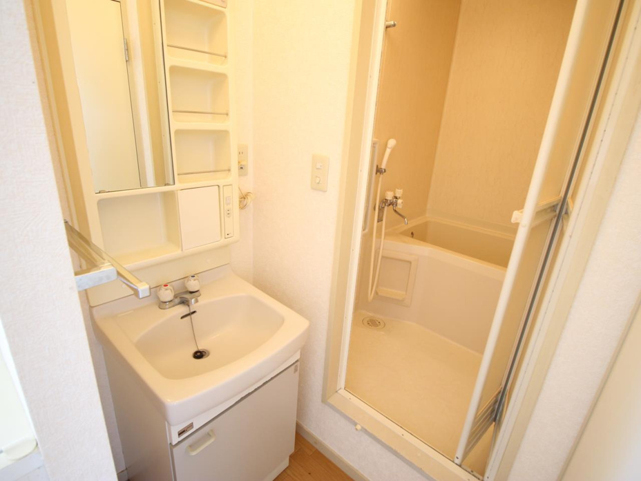 別の部屋の写真となりますので現地ご確認ください