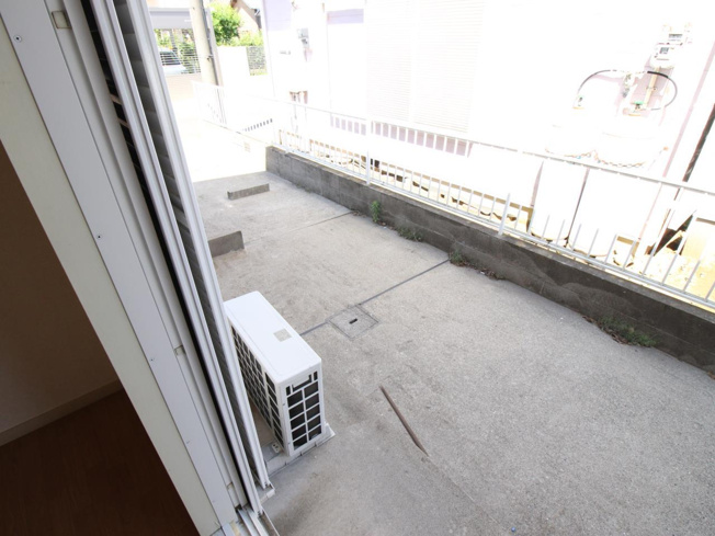 別の部屋の写真となりますので現地ご確認ください