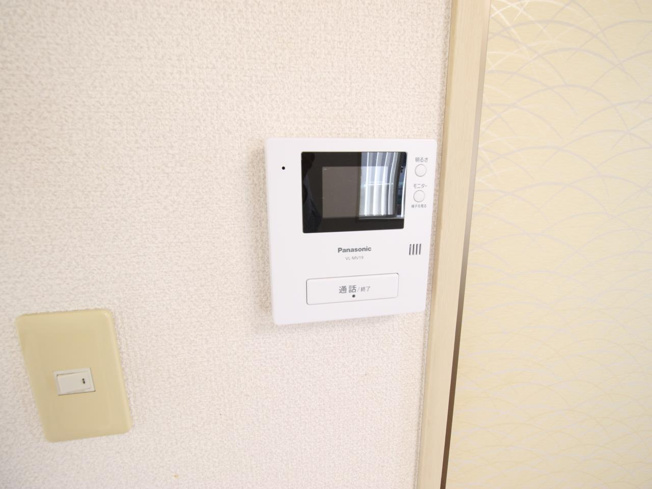 別の部屋の写真となりますので現地ご確認ください