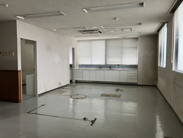 江南市前飛保町緑ケ丘店舗【内装】