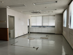 江南市前飛保町緑ケ丘店舗【内装】