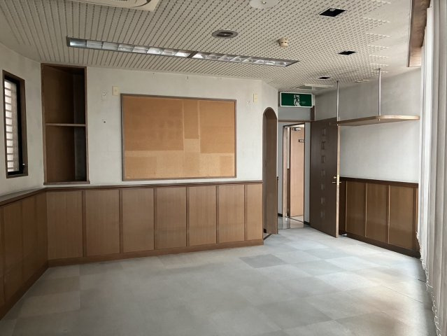 江南市前飛保町緑ケ丘店舗【内装】