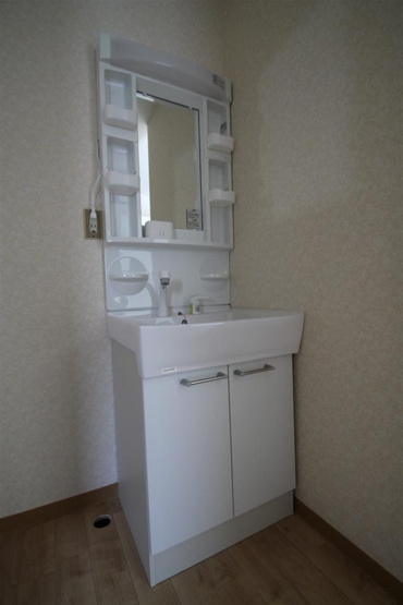 収納付きの洗面台です★