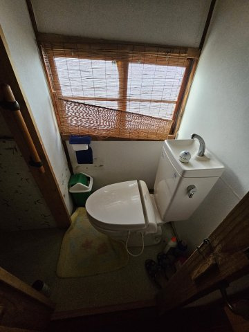 鳥取市鹿野町鹿野中古戸建て【トイレ】