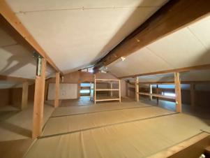 恵那市上矢作町の中古一戸建【内装】屋根裏収納