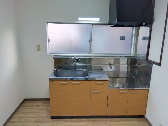岡谷市東銀座２丁目のアパート【キッチン】キッチン　2024年10月リフォーム
