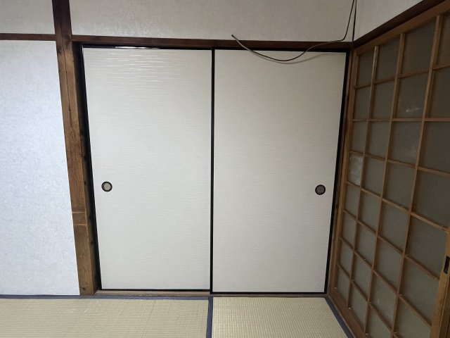 奥野貸家【収納】押入です。