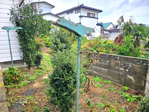 石巻市日和が丘４丁目の中古一戸建【庭つき】