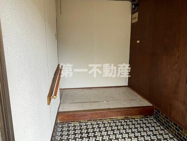 西脇市黒田庄町喜多の一戸建て【玄関】