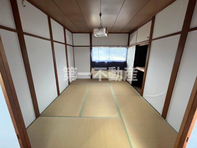 西脇市黒田庄町喜多の一戸建て【居間・リビング】