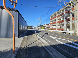 鳥取市布勢中古戸建て【前面道路含む現地写真】