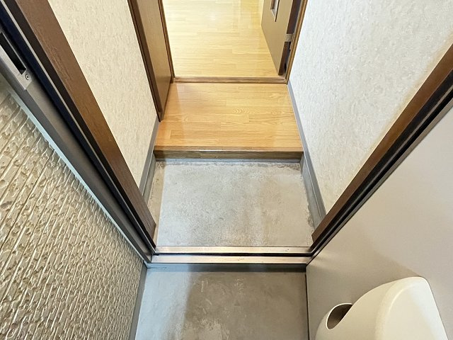 ＰＬＡＩＮ①【玄関】