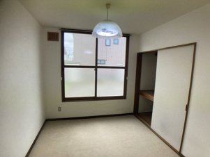 三浦ハイツ【寝室】