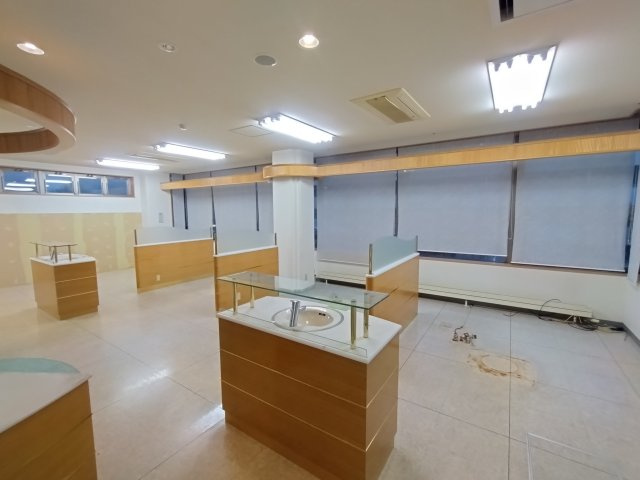 西３条クリニック跡テナント【その他】