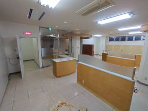 西３条クリニック跡テナント【居間・リビング】