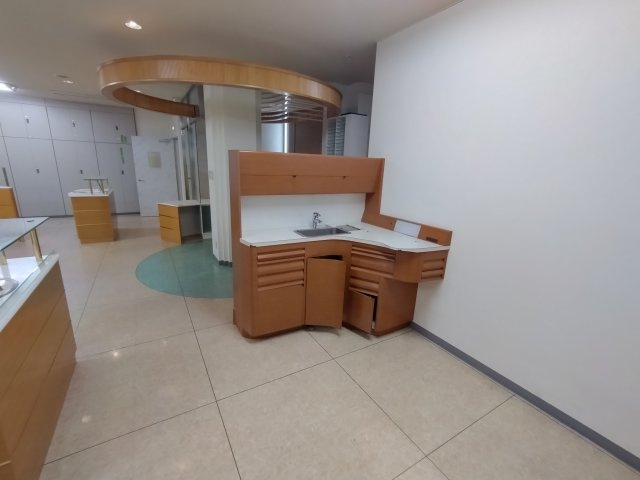 西３条クリニック跡テナント【その他】