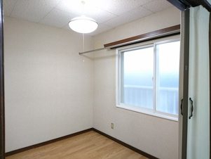 ロイヤルハイツ２３【寝室】