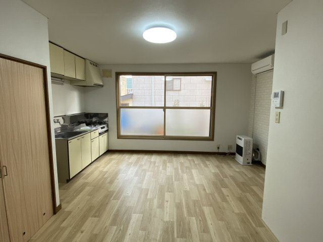 シャルム１７条【居間・リビング】