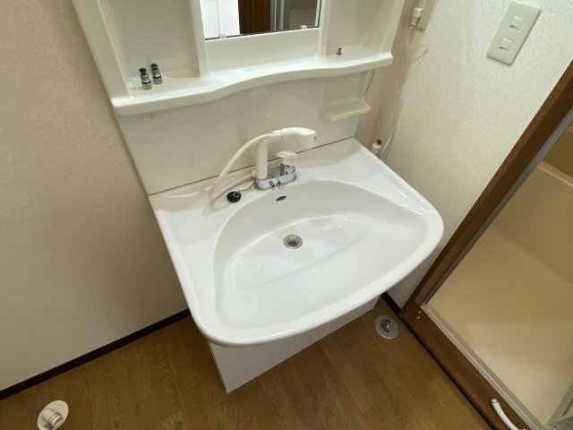 ハウスオブローズ２【洗面所】