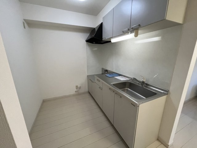 ＹＴ－１【キッチン】