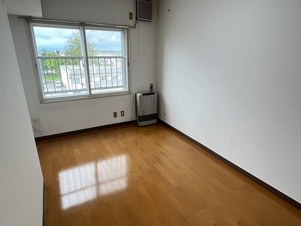 コーポ光南第一（４０２号室）【寝室】