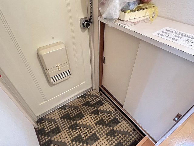 コーポ光南第一（４０２号室）【玄関】