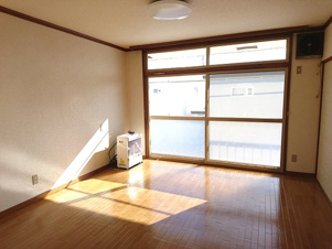 高田マンション（西１８条）【居間・リビング】