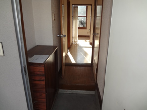 コーポかわしま【玄関】