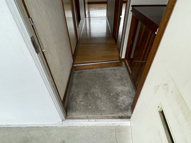 シークハイツ【玄関】