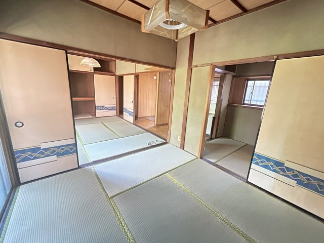 下白川町1丁目貸家【和室】