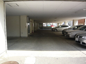 協和ビル【駐車場】