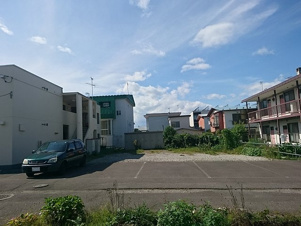 パールハイツＢ【駐車場】