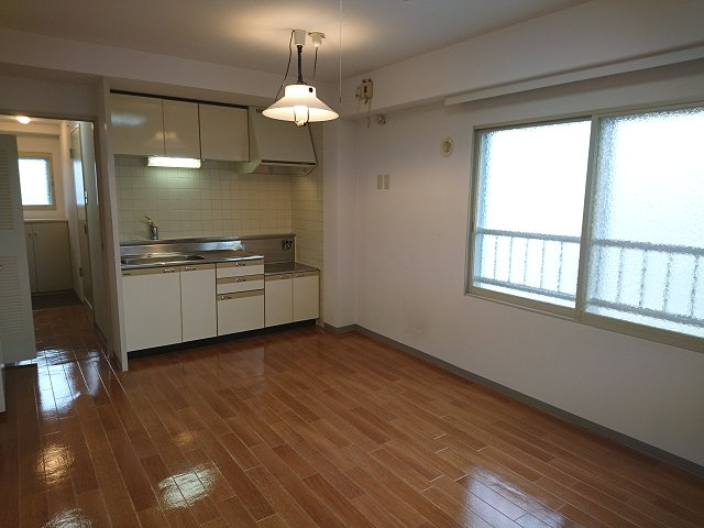 パシフィック春駒橋【居間・リビング】