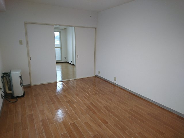 パシフィック春駒橋【居間・リビング】