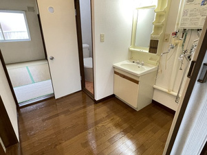 ウエスト６１１【洗面所】