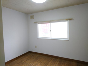 メゾンドールウエスト【居間・リビング】