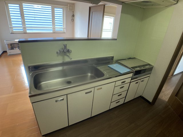 フリーダムＡ・Ｂ【キッチン】