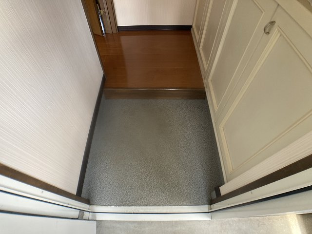 フリーダムＡ・Ｂ【玄関】